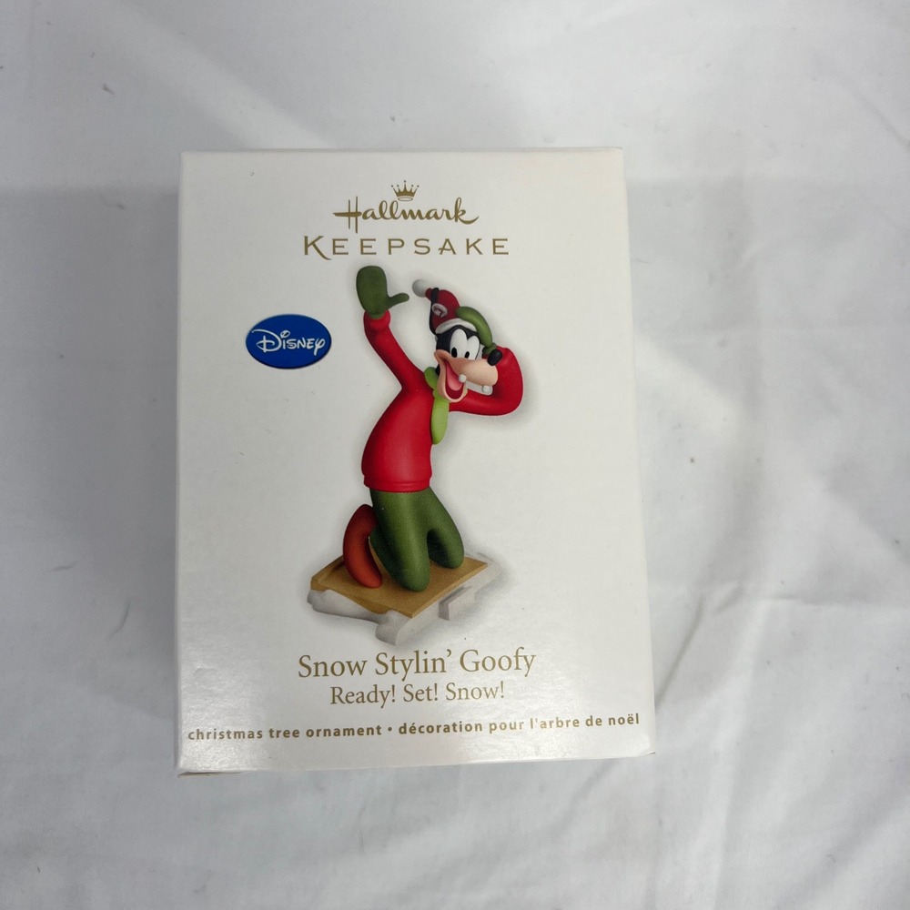 Hallmark Keepsake Snow Stylin' Goofy Ornament 2012 Ready‎ Set Snow Disney NIB
